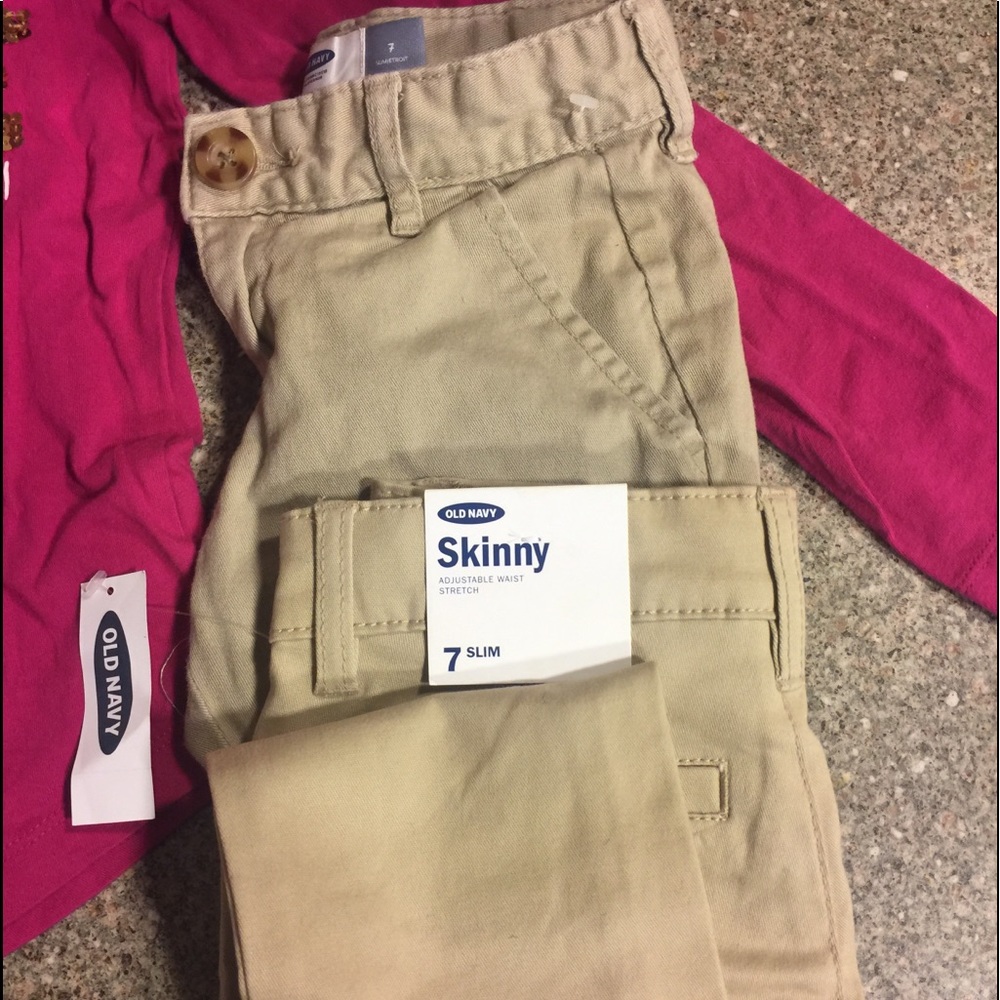 2 pair pants one long tee